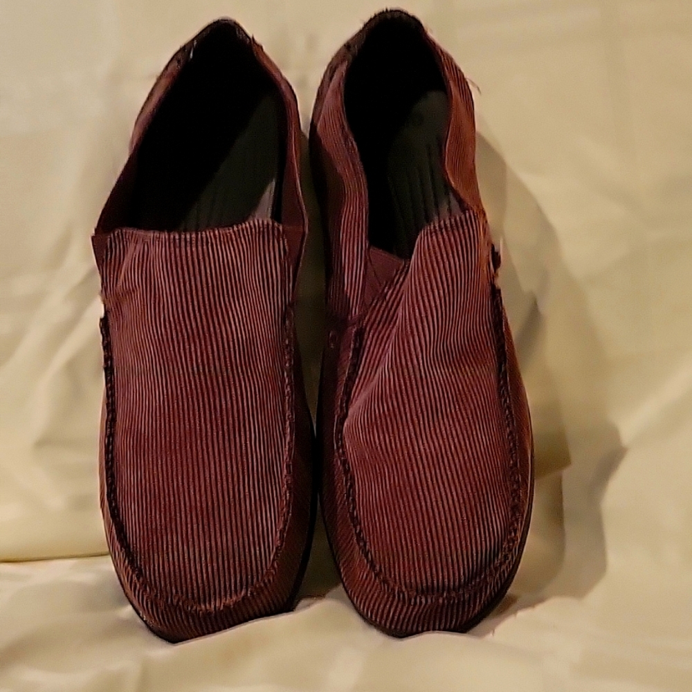 Crocs slip-ons , brown.